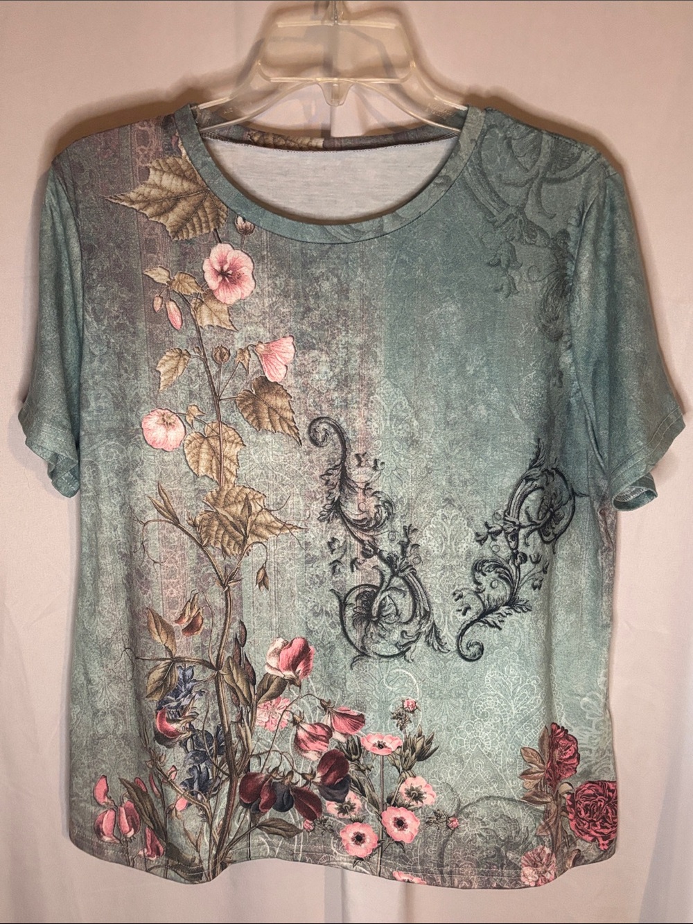 Women's Boho Floral Print Short Sleeve Top - Teal and Pink